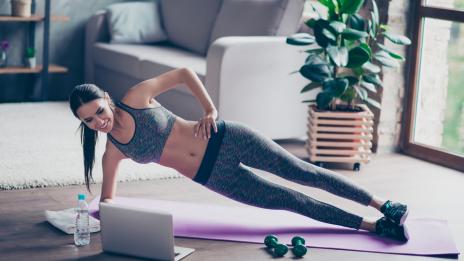 Затворени у дома: 4 начина да се движите повече