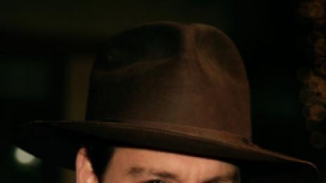 Пак, отново, завинаги -Джони е най-секси мъж на земята