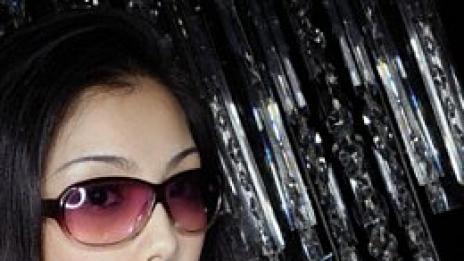 Парти-коктейл с еротичен заряд. Ммм