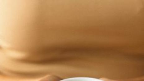 Горещите ръце наистина сгряват и сърцето