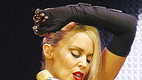 Кайли иска пак да е актриса