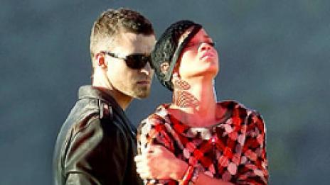 Джъстин и Риана са вече заедно. Но само на екрана