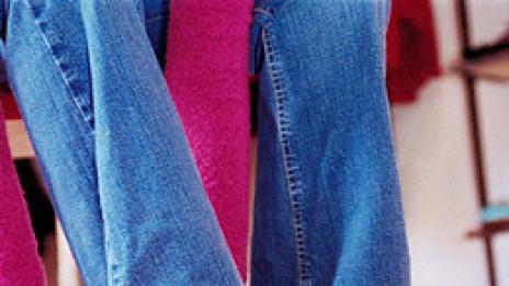 Весело бельо срещу офис-стрес