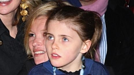 Никакви новогодишни партита за Кейт Мос