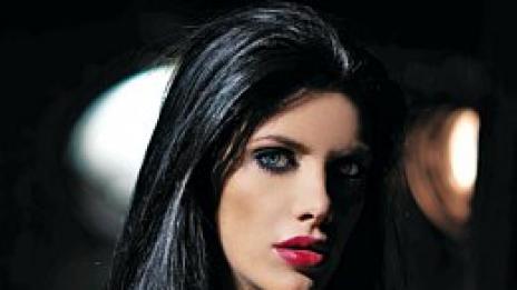 Секси мръсница. Силвия Димитрова от Сървайвър 3