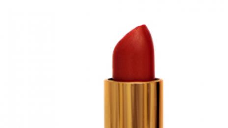 Подходящо червени устни
