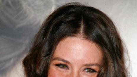 Звезда от „Изгубени“- стюардеса? Иронично, но факт