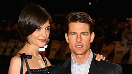 Кейти и Анджелина ще сближават дъщерите си