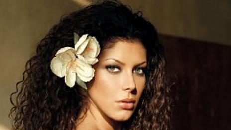 Изкусителна сирена: Малта Пандева