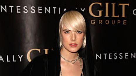 Еклектичната Агнес си търси нова любов