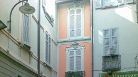 Джордж Клуни и идеалният площад