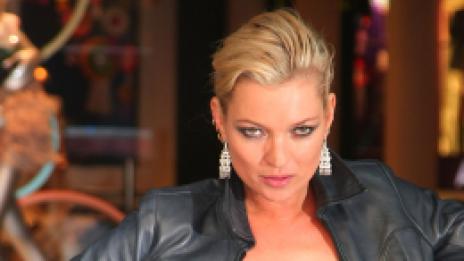 Доживяхме. Кейт Мос ще издаде готварска книга