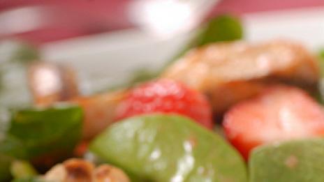 Спаначено-ягодова салата по калифорнийски