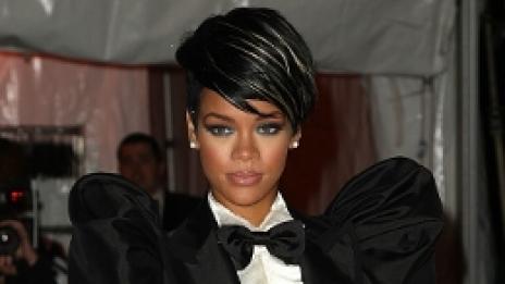 Риана се завърна по-очарователна от всякога