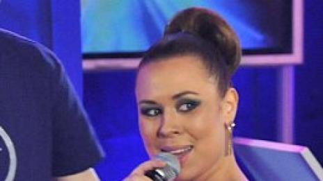 И Мюзик Айдъл стана благотворително дружество