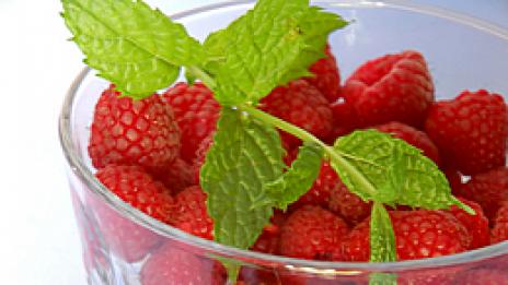 Ммм, ментовo-плодова салата