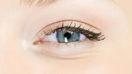 Чудна усмивка. И здрава