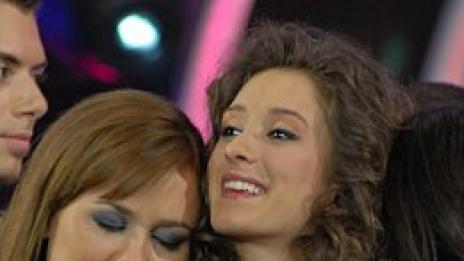 Букет от латино и естрада в Мюзик Айдъл