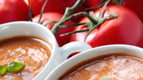 Разхлаждаща доматена супа