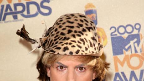 Русоляв гей си навря дупето в лицето на Еминем