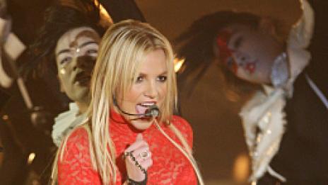 За Бога! Бритни поиска да пие чай с Кралицата