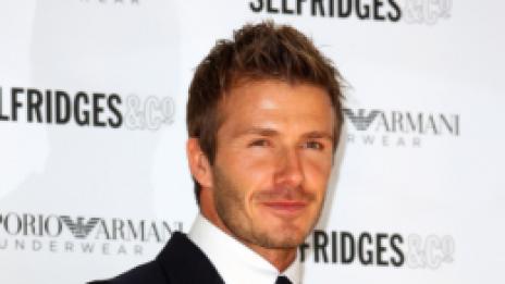 Дейвид по бельо насред Лондон