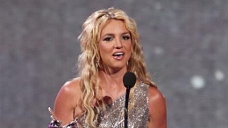 Поредна странност. Бритни във филм за Втората световна война