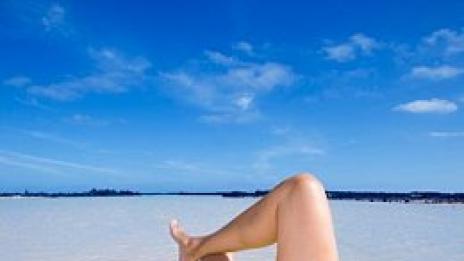 Джаз, пясък, коктейли. И това ако не е идилия