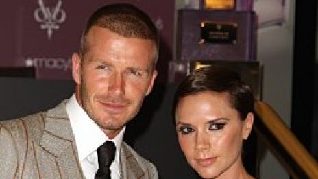 10 години не стигат. Семейство Бекъм празнуваха на самотен остров