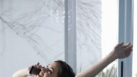 Офис-йога срещу болки в раменете и врата