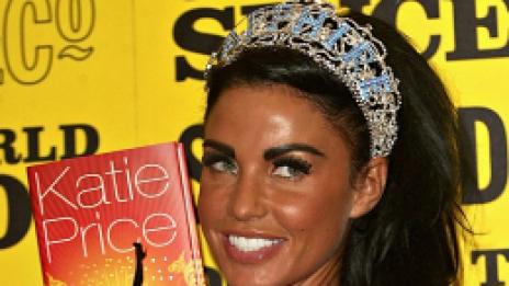 Кейти Прайс е във вихъра си. Ще я видим в &quot;Сексът и градът 2&quot;