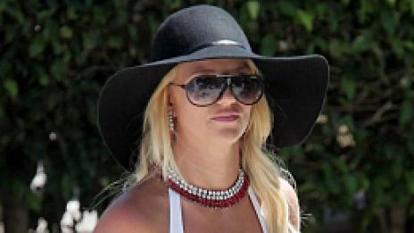 Пухкави сладуранки - Спиърс и Лав Хюит