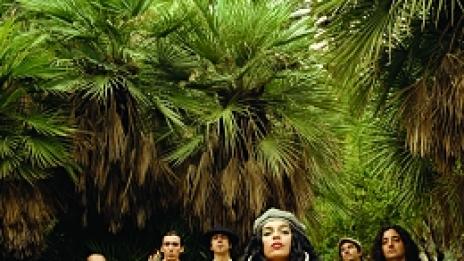 Прииждат магьосници, тип симпатични