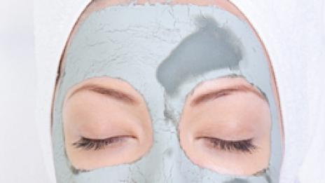 Стягаща маска с банан, хума и жожоба