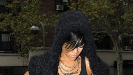 Риана пак ги показа!