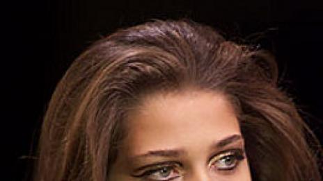 Взривоопасната Ана