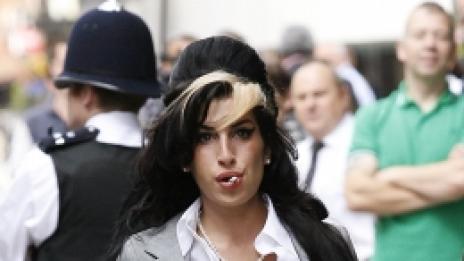 Ново гадже - нов късмет за Ейми