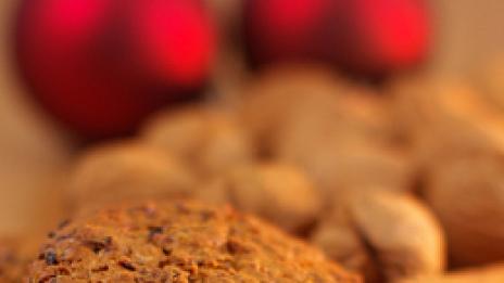 Какаови бисквити с овесени ядки