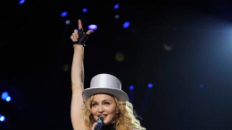 Народът отново въстана срещу Мадона