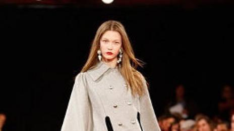 Есенен шик. С пелерина