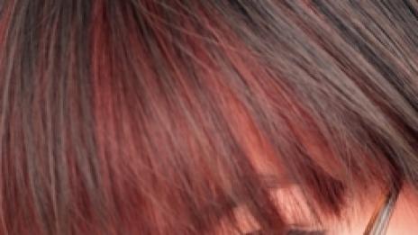 Очила за брюнетки и блондинки