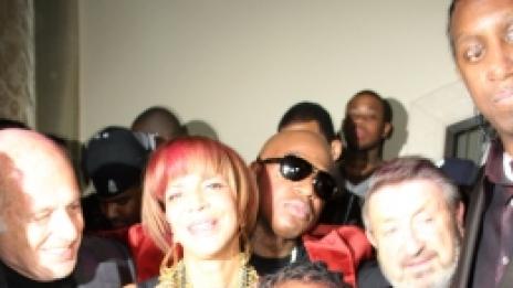 Лил Уейн не спира. Има си още едно