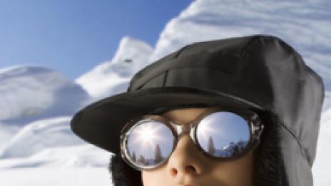 Ските, щеките и... слънчевите очила