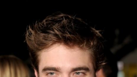 Каква стана тя: депресираният Робърт забърсал Кати Пери