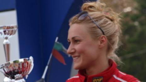 Девет жени на 2009-та: Катя Стратиева, автомобилен състезател