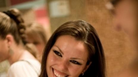 Девет жени на 2009-та: Елена Димитрова, Estee Lauder