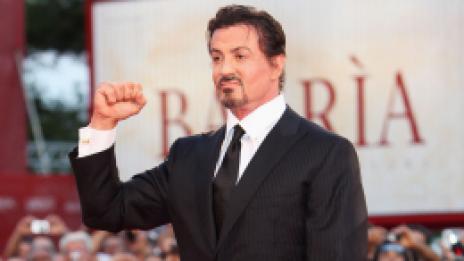 Слай смени оръжията с четка за рисуване