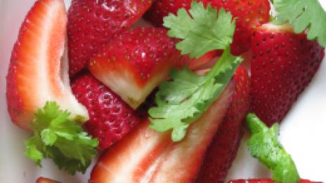 Ягоди посред зима, за красота