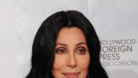 Шер е вманиачена. Надбягва се с времето