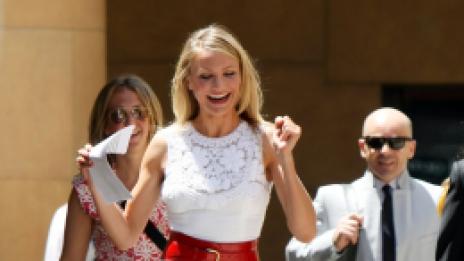 Честита Баба Марта и звездни рокли в тон